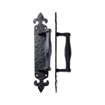 Antique Black Pull Handle on Fleur De Lys Backplate - FF74 Picture of Antique Black Pull Handle on Fleur De Lys Backplate - FF74