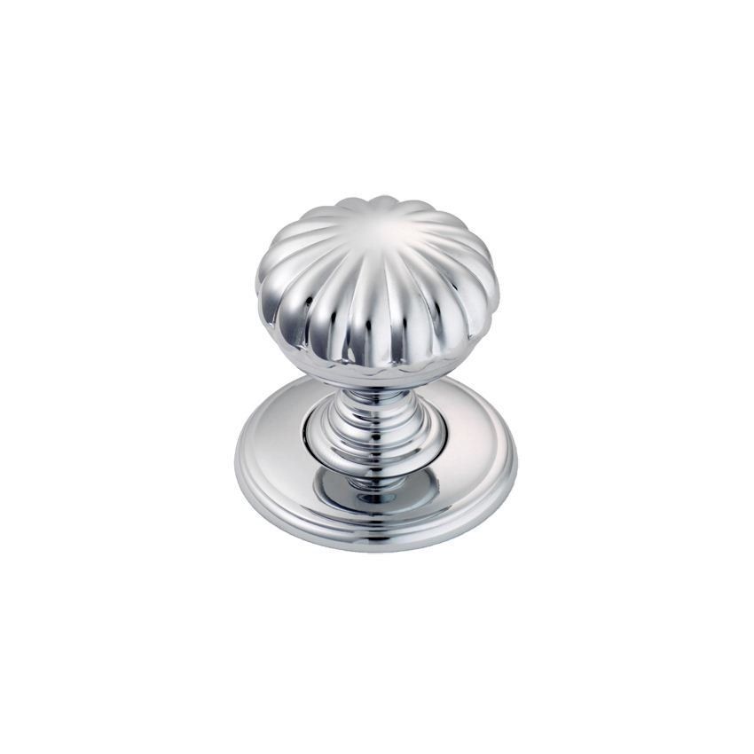 Picture of Delamain Flower Cupboard Knob - DK48CCP