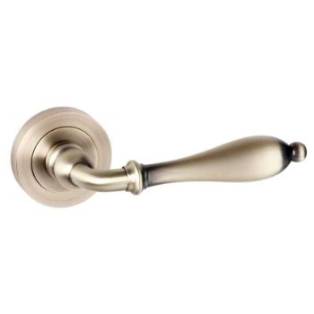 Picture of Wrexham Door Handle - OE-142-MAB