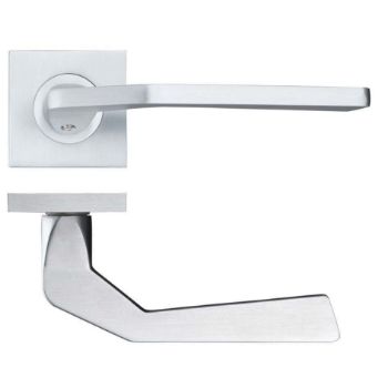 Picture of Auriga Door Handle on Square Rose - RMSQ140SC