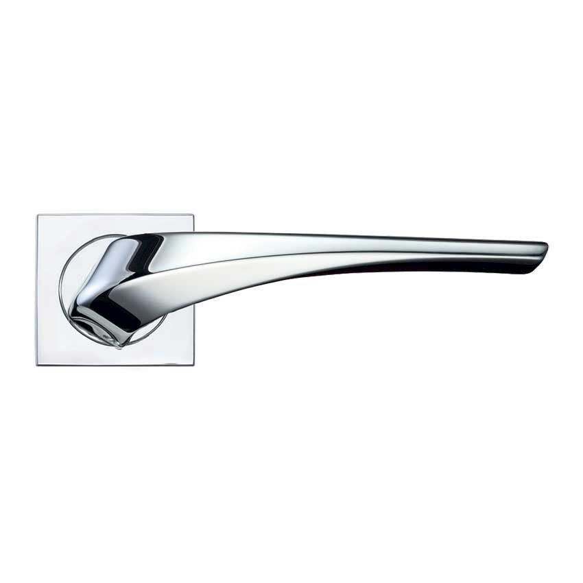 Aries door handle in polished chrome