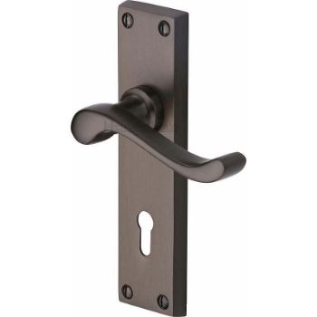 Picture of Bedford Lock Handle - V810MB Picture of Bedford Lock Handle - V810MB