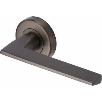 Picture of Pyramid Door Handle - PYD3535MB