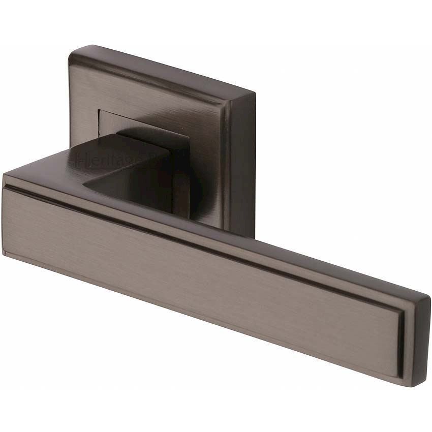 Picture of Linear Door Handle - DEC5430-MB