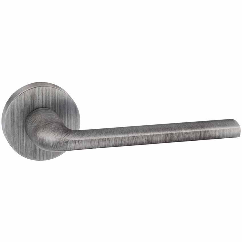 Graphite Finish Milly Door Handles - FMR133UG