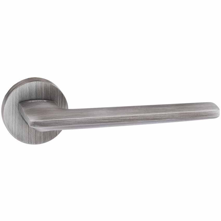 Graphite Boston Door Handles - FMR422UG