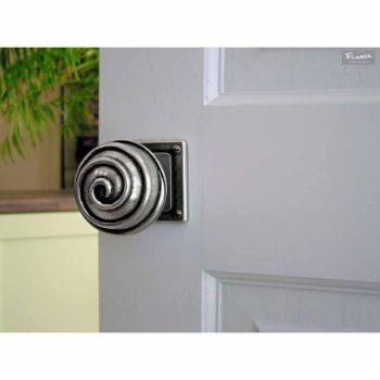 Finesse Swirl Pewter Door Knob - life style  - FD079