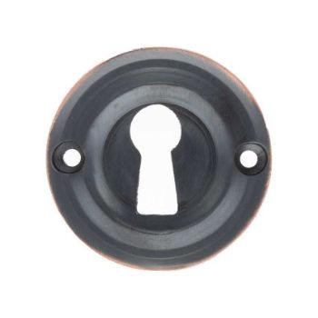 Old English Key Hole Escutcheon in Antique Copper - OERKEAC Old English Key Hole Escutcheon in Antique Copper - OERKEAC