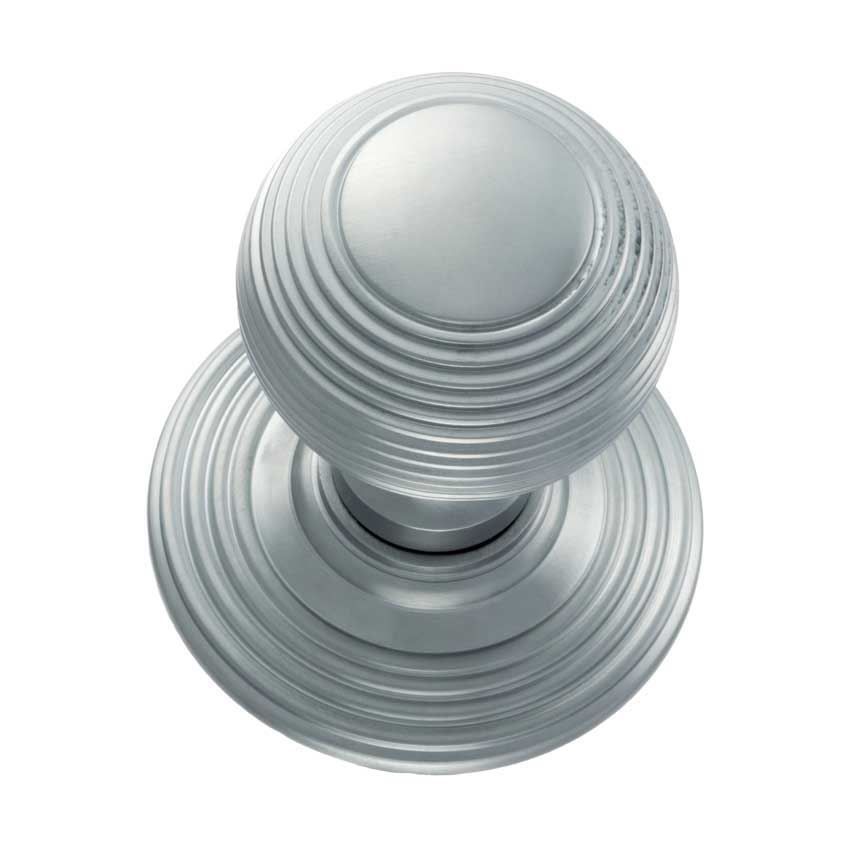 Ripon Round Reeded Door Knob in Satin Chrome-OE50RMKSC