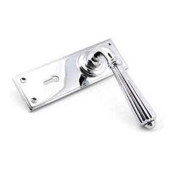 Hinton Lock Handle in Polished Chrome - 45316_01