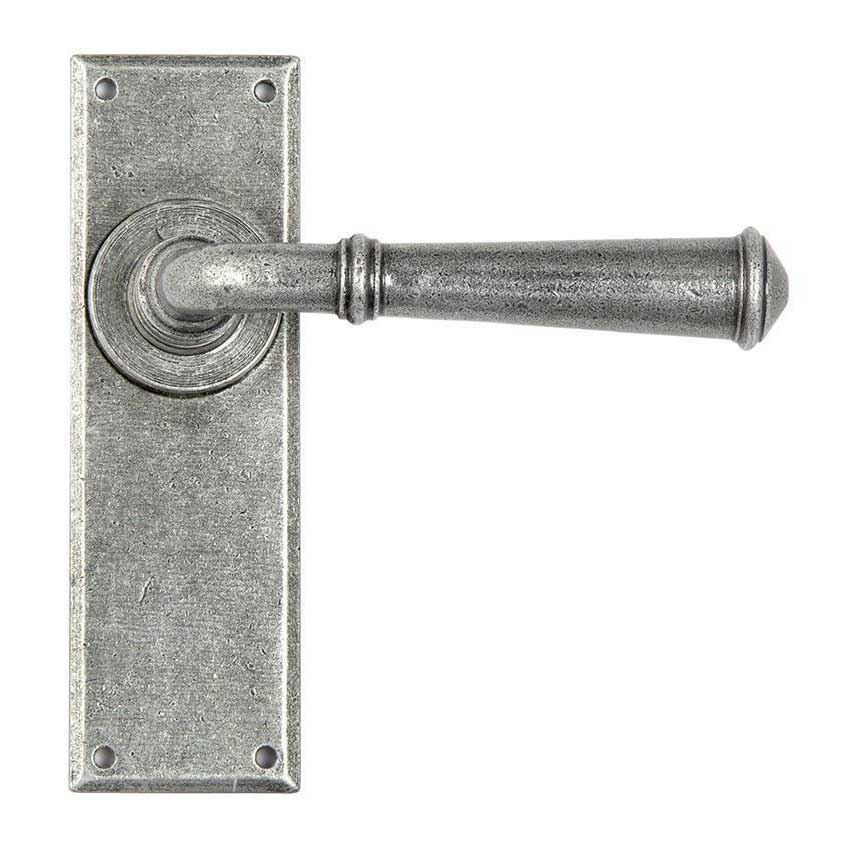 Regency Latch Handle in Pewter