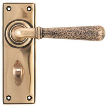 Polished Bronze Hammered Newbury Lever Bathroom Set on a Backplate - Polished Bronze - 46227 Polished Bronze Hammered Newbury Lever Bathroom Set on a Backplate - Polished Bronze - 46227