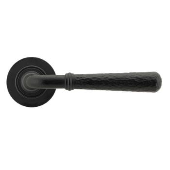 Matt Black Hammered Newbury Lever on a Plain Rose - 45651