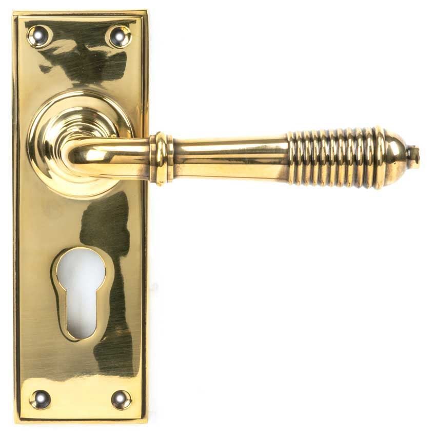 Reeded EURO Lock Handle in Aged Brass - 33085 