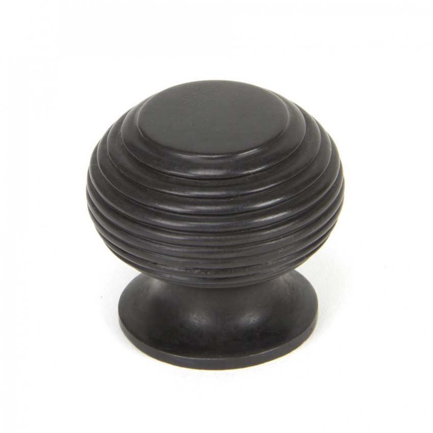 Beehive Cabinet Knob in Aged Bronze - 90339