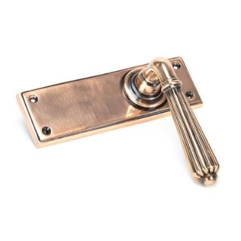 Hinton Latch Handle in Polished Bronze - 45335_01