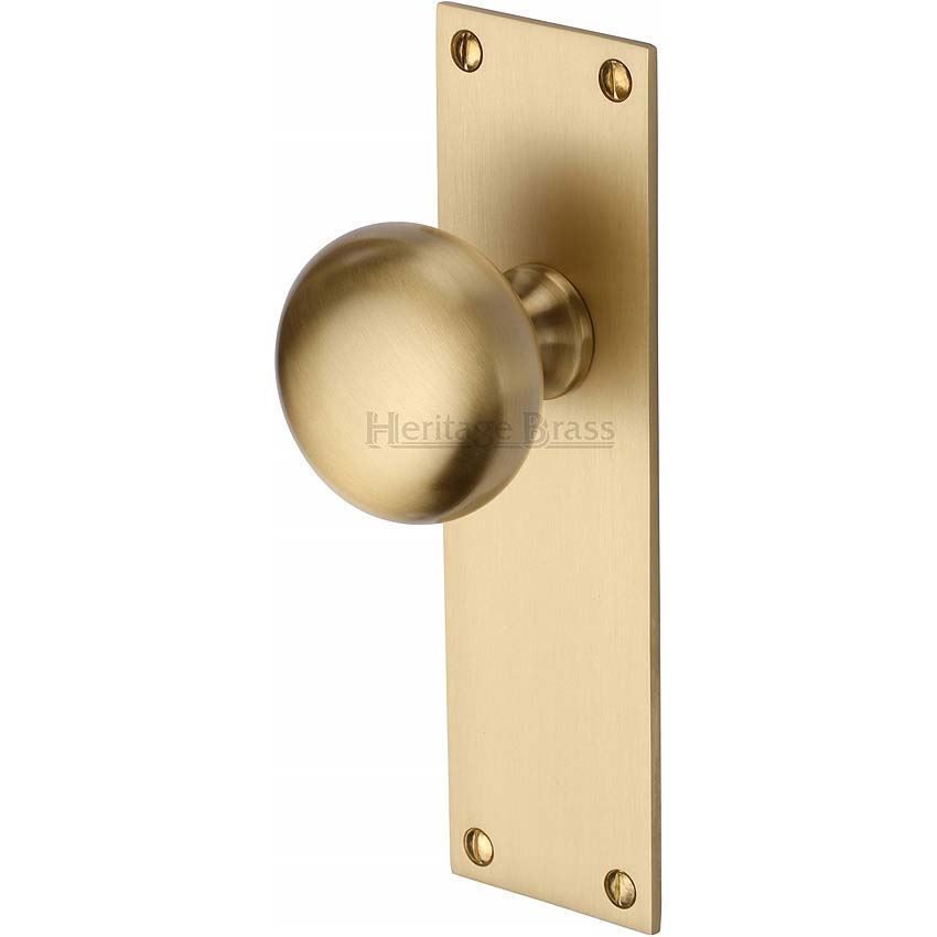 Picture of Balmoral Door Knob on Backplate - BAL8510SB