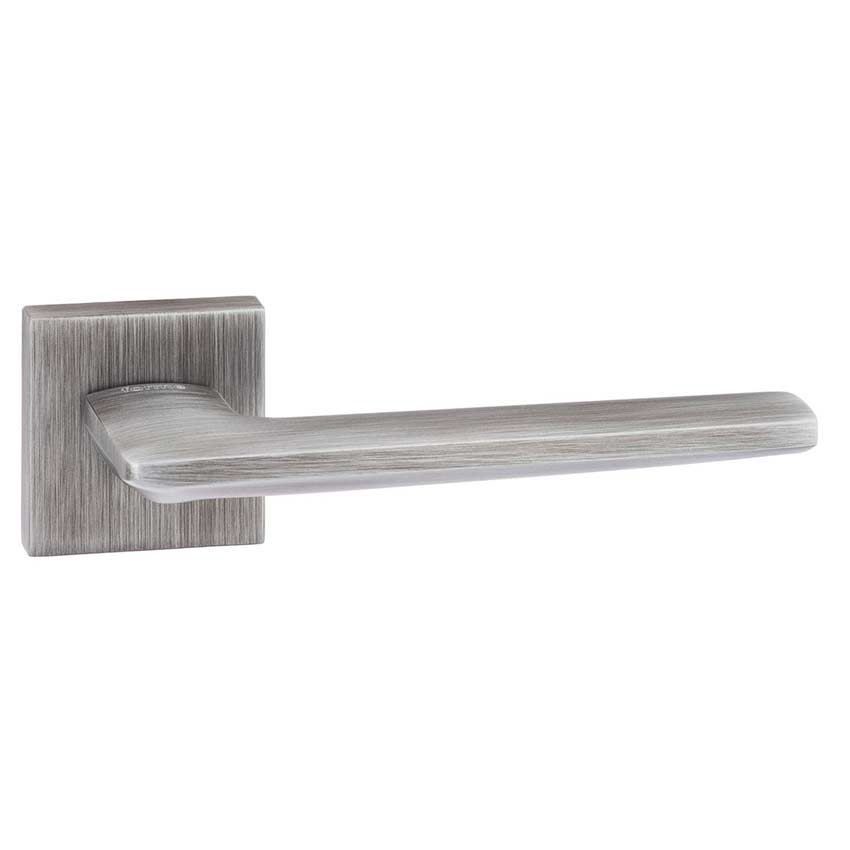 Simply Door Handles, Forme Boston Designer Door Handle on Minimal ...
