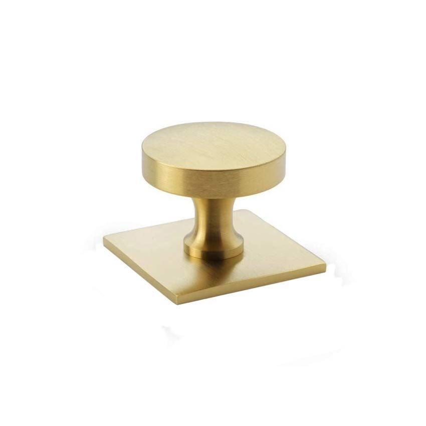 Bullion Cupboard Knob on Square Backplate - AW835-38-SBPVD