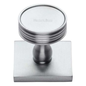 Venetian Design Cabinet Knob on a Backplate in Satin Chrome - SQ4547-SC Venetian Design Cabinet Knob on a Backplate in Satin Chrome - SQ4547-SC