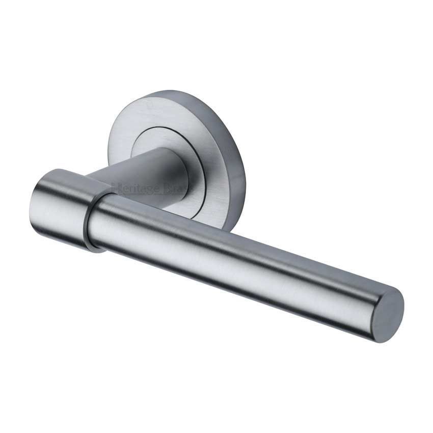 Phoenix Door Handle on Round Rose in Satin Chrome - RS2017-SC