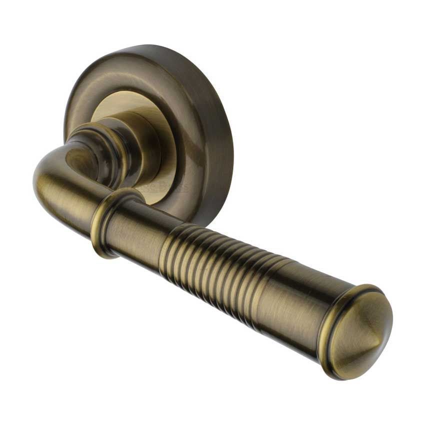Colonial Reeded Door Handle in Antique Brass - V1936-AT 