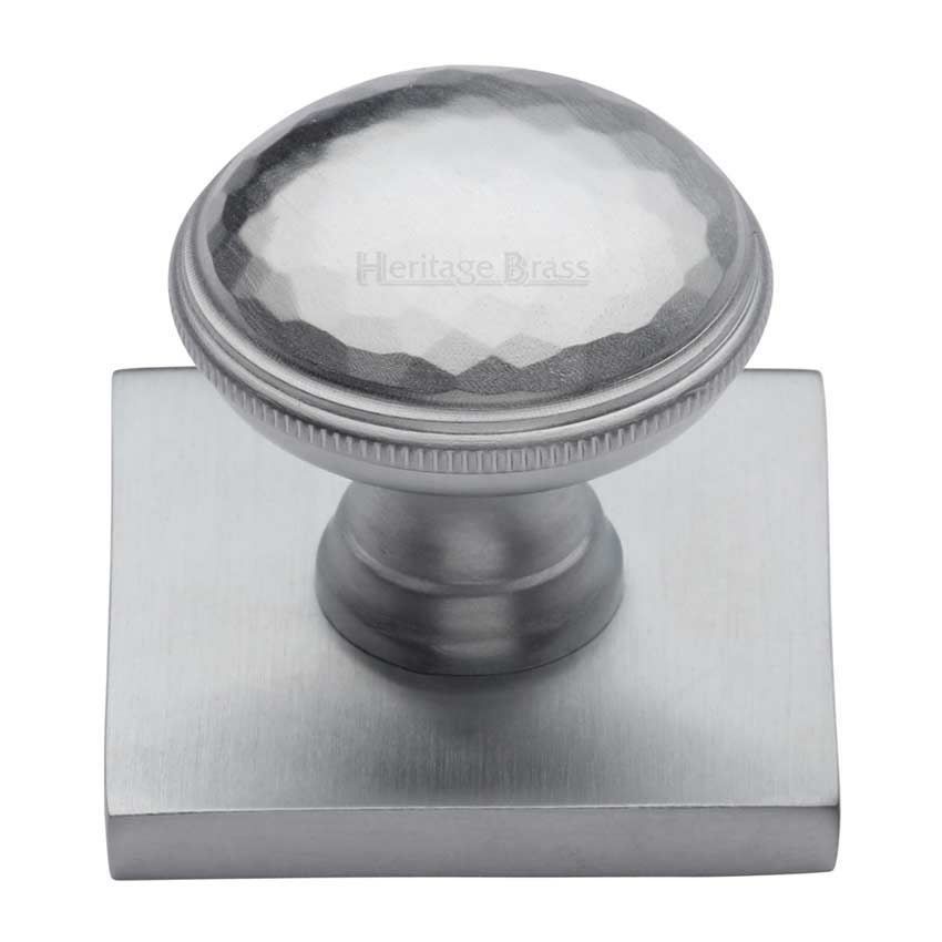 Hand Beaten Design Cabinet Knob on a Backplate in Satin Chrome - SQ4545-SC