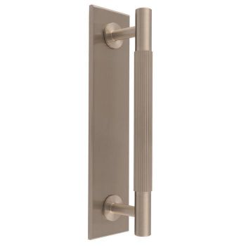 Lines Pull Handle on Backplate in Satin Nickel- BP710CSN168SN