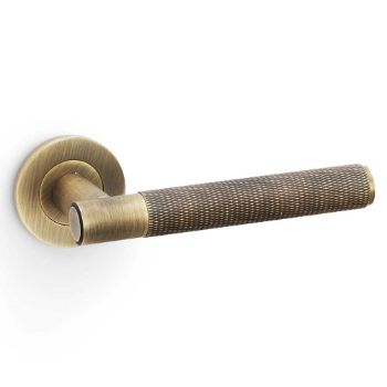Picture of Alexander and Wilks - Spitfire Knurled Door Handle on Round Rose - AW220AB