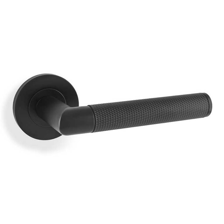 Picture of Alexander And Wilks Harrier Knurled Black Door Handles On Round Rose - Aw210Bl
