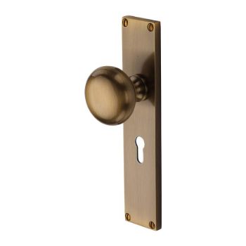 Picture of Victoria Mortice Knob On A Lock Plate In Antique Brass - V9400-AT Picture of Victoria Mortice Knob On A Lock Plate In Antique Brass - V9400-AT