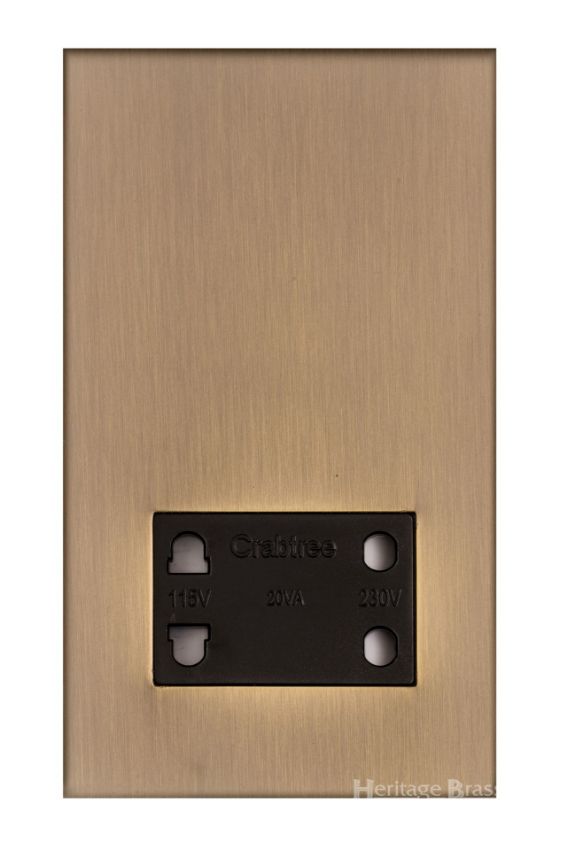 Picture of Shaver Socket Output Voltage 110/240V - Antique Brass - W91.285.BK