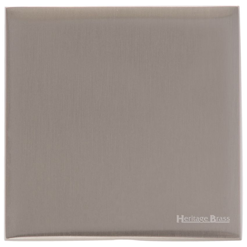 Picture of Single Blank Plate - - - W05.630