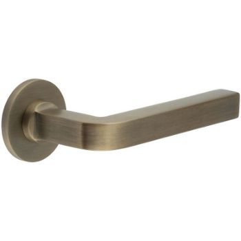 Picture of CR-104 Antique Brass Sprung Round Rose Door Handle - CR-104A1AB