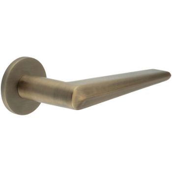 Picture of CR-107 Antique Brass Sprung Round Rose Door Handle - CR-107A1AB