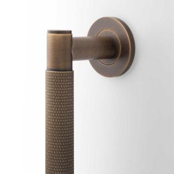 Picture of Alexander & Wilks Spitfire Diamond Knurled Pull Handle - Antique Brass - AW500-450-AB