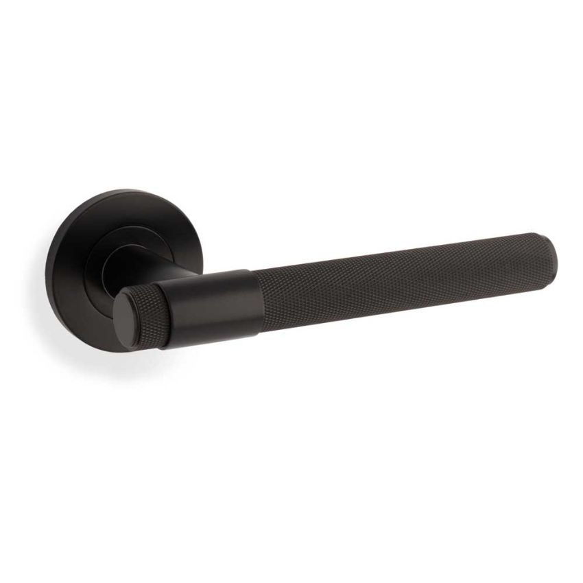 Picture of Alexander & Wilks Knurled Kingston Lever on Rose In Black - AW240BL