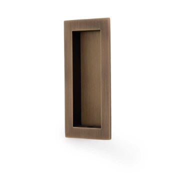 Picture of Alexander and Wilks Rectangular Flush Pull in Antique Brass- AW911-AB