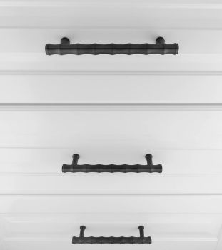 Picture of Bamboo T-bar Pull Handle in Matt Black - AW809B-128-BL