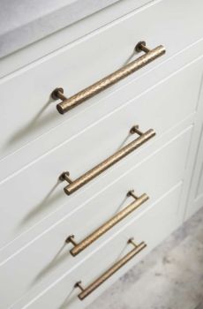 Picture of Leila Hammered T-bar Cupboard Pull Handle - AW817-160-SN