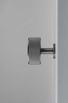 Picture of Knurled Radio Cabinet Knob in Antique Brass - FTD703AB