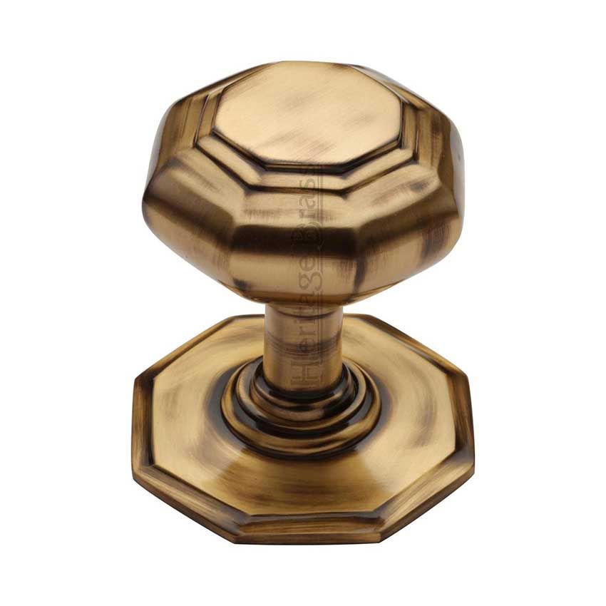 Picture of Centre Door Knob - V890AT