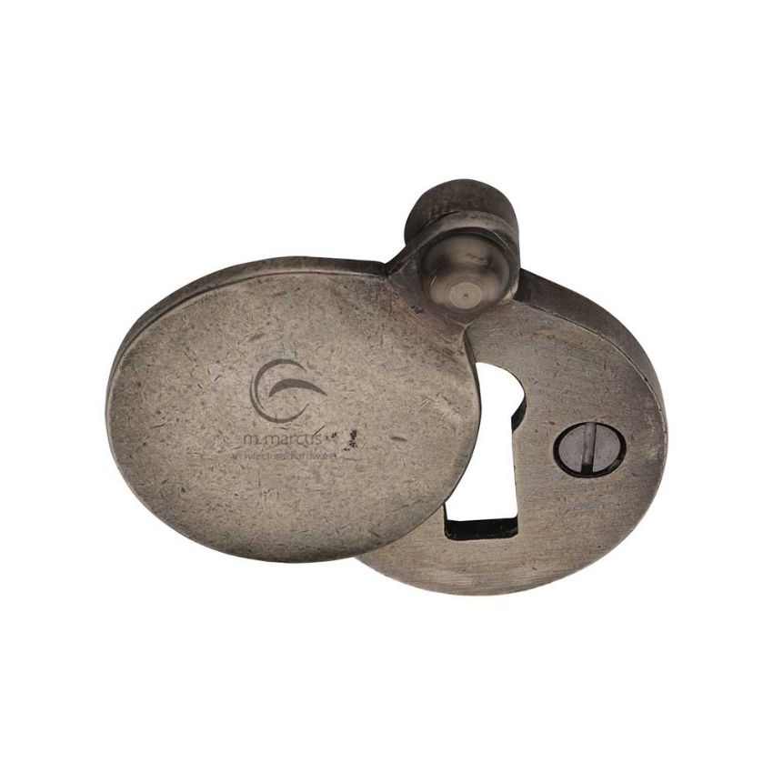 Picture of Rustic Pewter Covered Keyhole Round- RPW554