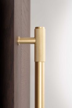 Picture of Washington Reeded End Cabinet Pull- AW854R-128-SBPVD