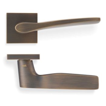 Picture of Valli Otello Lever on Square Rosette - Antique Brass - H1018SQAB