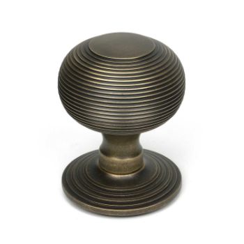 Picture of Beehive Centre Door Knob - 52161
