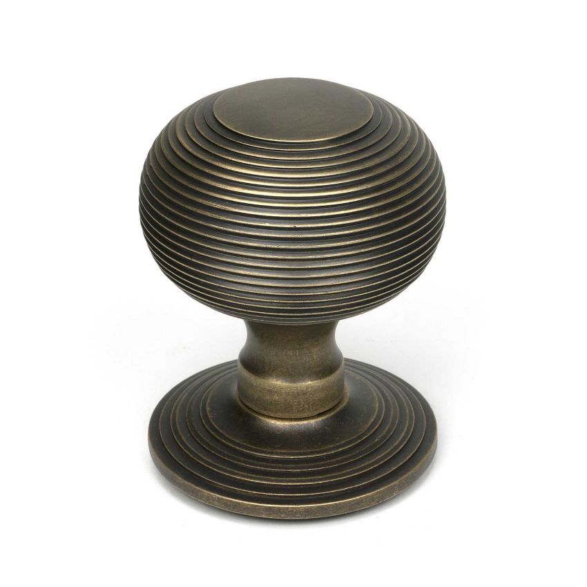 Picture of Beehive Centre Door Knob - 52161
