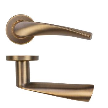 Picture of Twist Lever on Round Rose In Antique Brass - ZCS2140G3AB