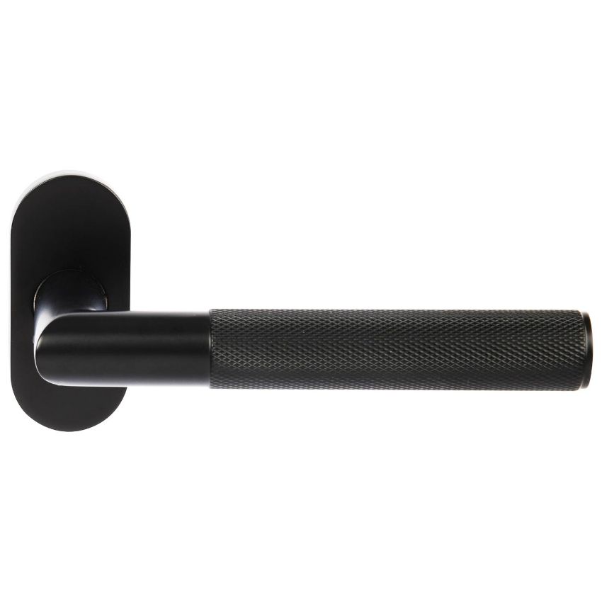 Picture of Knurled lever on an oval rose in powder coated black - DHKORMB